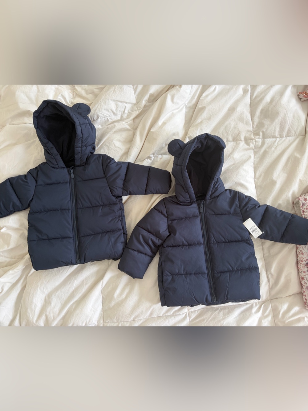 Old Navy Navy Hooded Puffer Jacket for Kids (2)